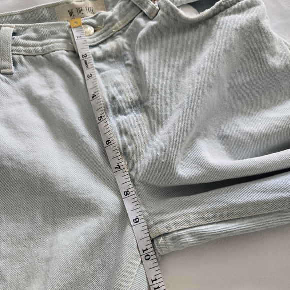 We The Free Loose Straight Leg 26 Women's Light Wash Distressed Raw Hem - Picture 13 of 13